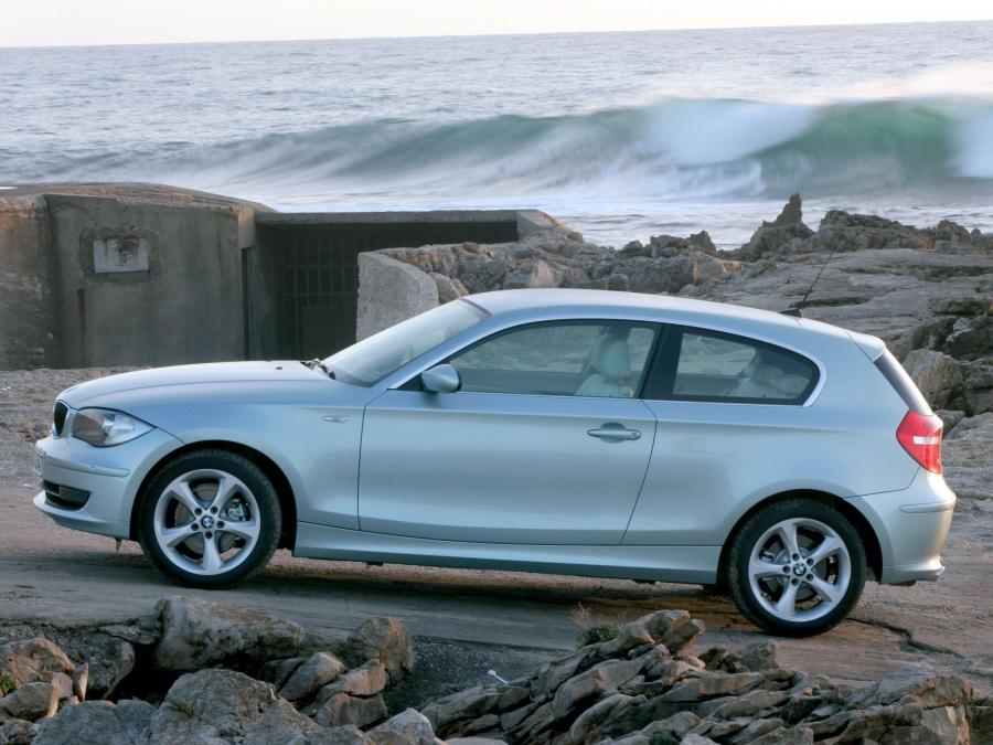  BMW 120i 3-Door 2007 года  (фото 46 из 70)